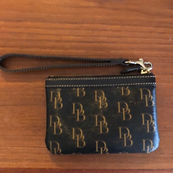 Wristlet - Picture 2 of 3